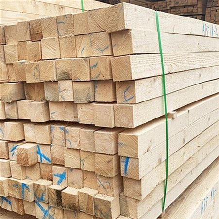 呈果建筑用木方批发10x10进口木方规格齐全厂家现货直销