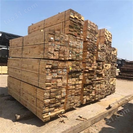 呈果木业长期销售铁杉木方铁杉建筑方木 建筑木方厂家批发